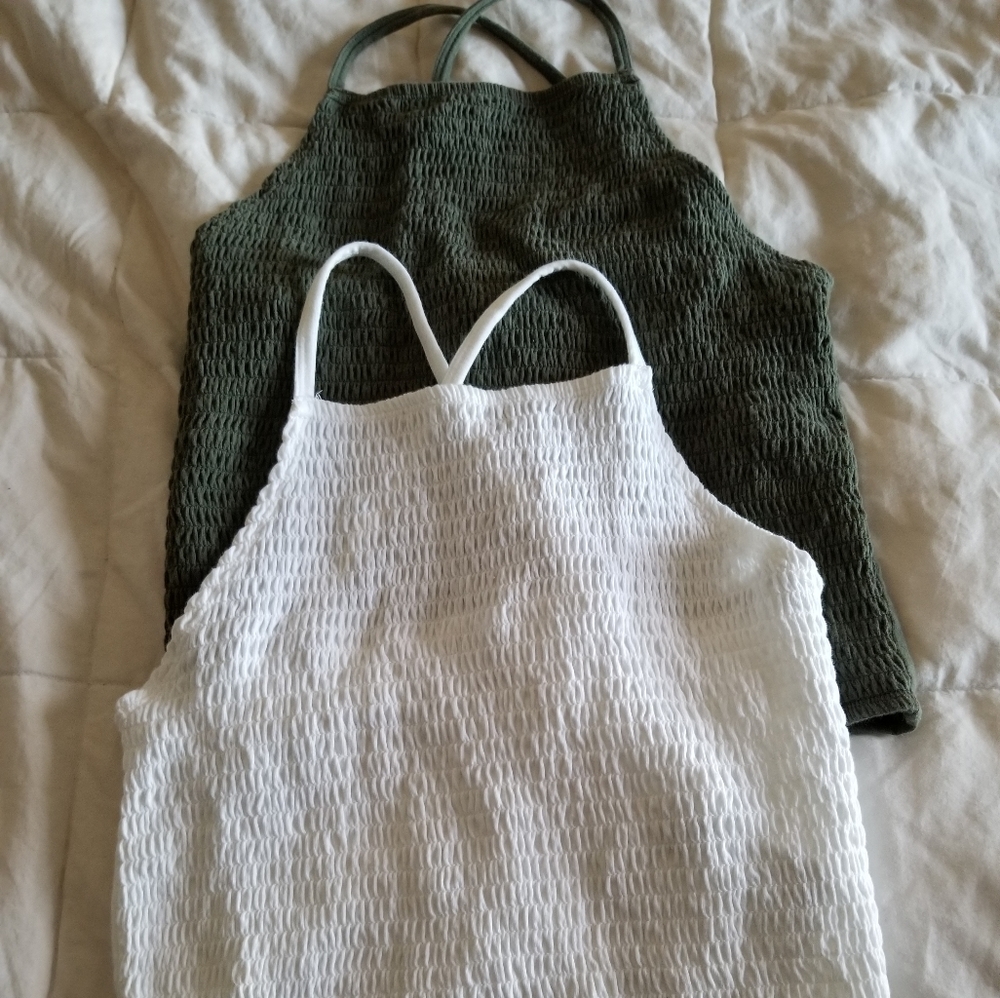 2 hollister summer tops